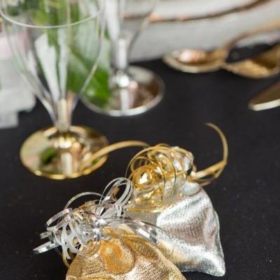 Decoration de dragee or