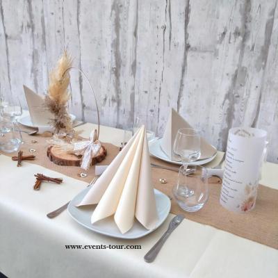 Pliage de serviette chic robe de bal ivoire champagne