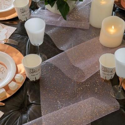 Decoration chemin de table en rose gold et tulle paillettes
