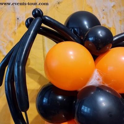 Decoration colonne de ballon fete halloween orange et noir