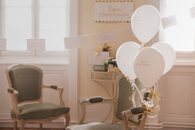 Decoration d anniversaire blanc