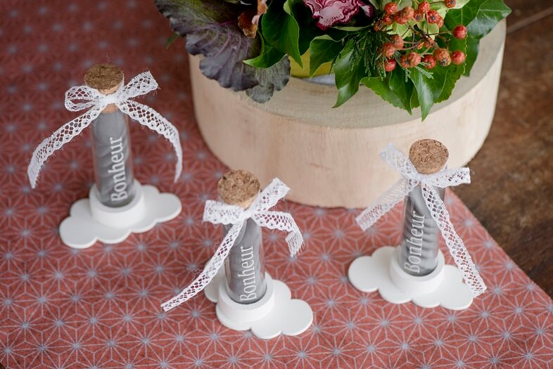 Decoration de dragee avec dentelle 2