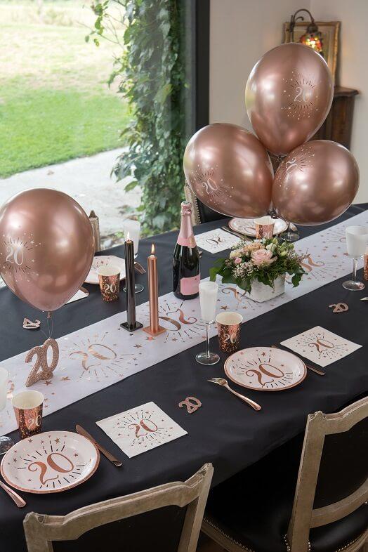 Ballon élégant anniversaire 20 ans en latex de 30cm rose gold.