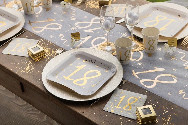 Decoration de table 18ans or et blanc