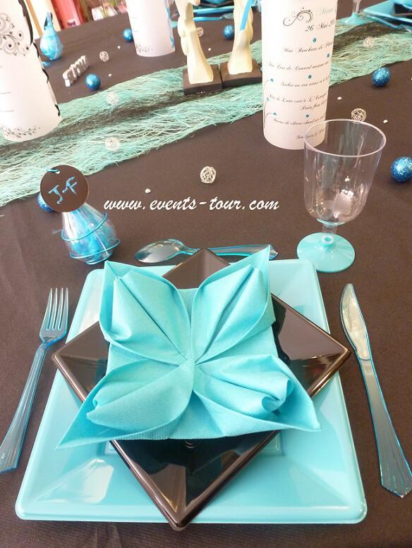 Decoration de table avec nappe noire 10m