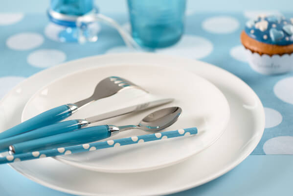 Decoration de table bleu et blanche