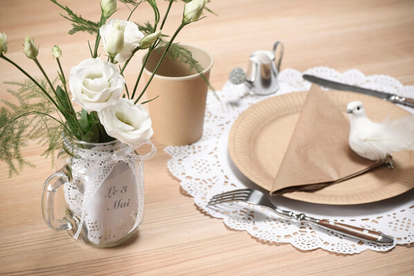 Decoration de table dentelle 1