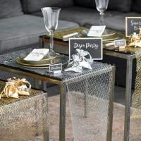 Decoration de table elegante en argent et resille