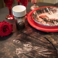 Decoration de table halloween zombie