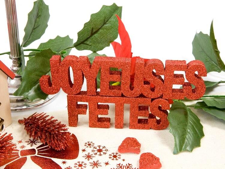 Decoration de table joyeuses fetes rouge pailletee