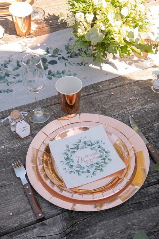 Decoration de table mariage bucolique avec serviette