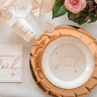 Decoration de table noel avec gobelet blanc et rose gold