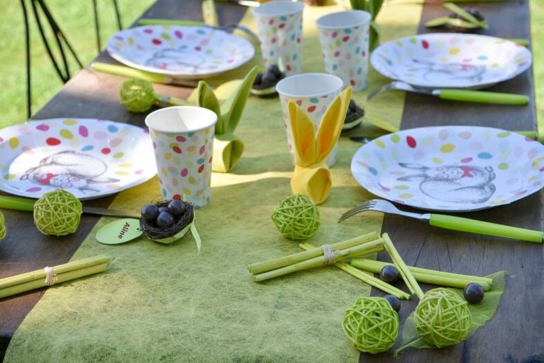 Decoration de table paques vert