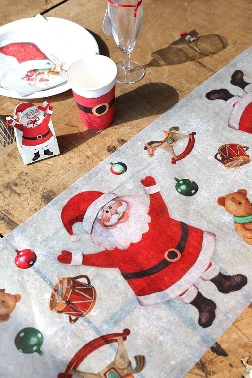 Decoration de table pere noel blanche et rouge