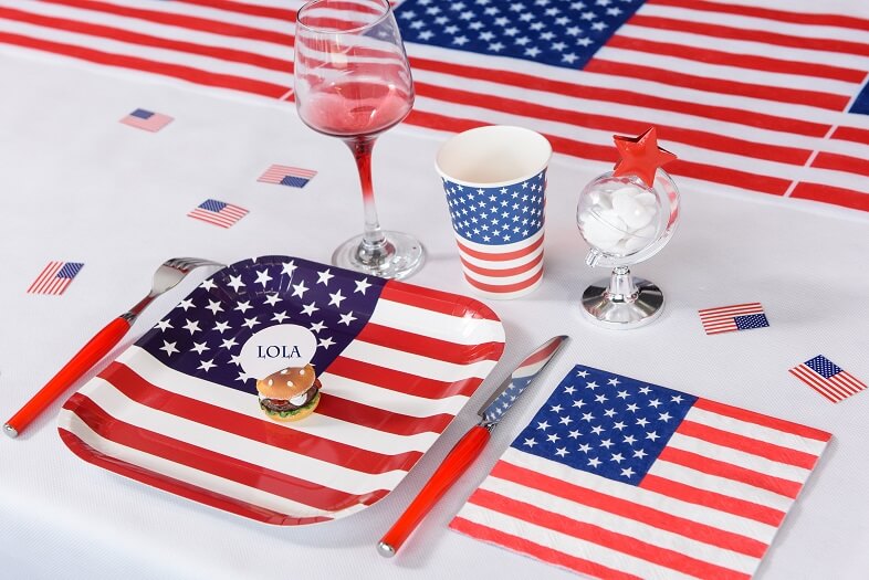 Decoration de table usa avec serviette