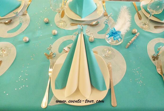 Decoration de verre elegant avec noeud automatique bleu turquoise