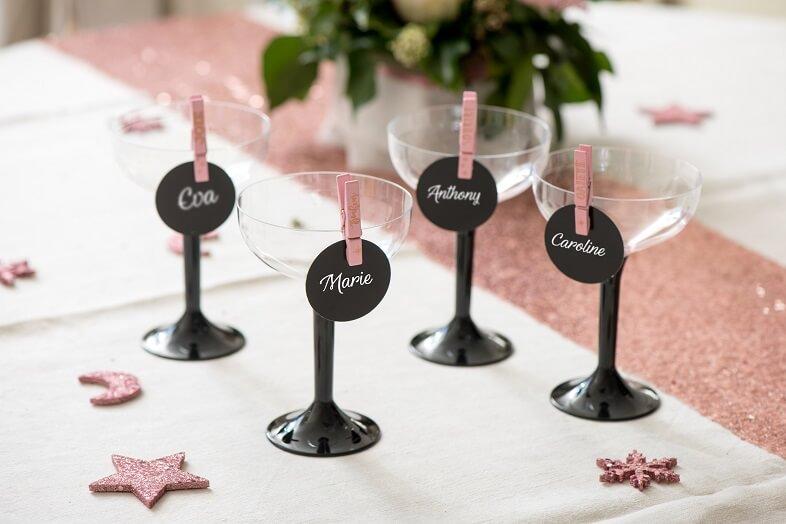 Decoration de verre elegant pour fete avec marque place noir