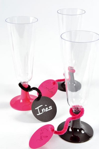 Decoration de verre fil chenille noir