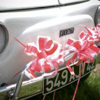 Decoration de voiture mariage rouge