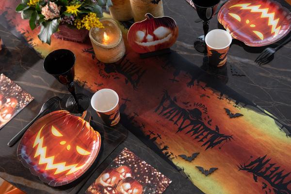 Decoration fete halloween parchemin chemin de table