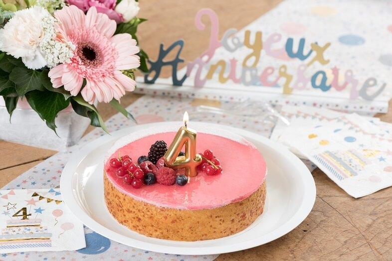 Decoration gateau anniversaire 4ans dore