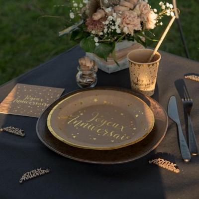 Decoration gobelet joyeux anniversaire kraft naturel et dore or 5669