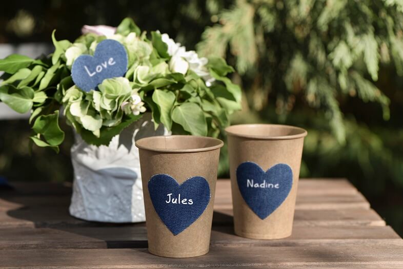 Decoration gobelet en carton