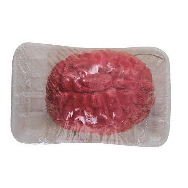 Decoration halloween cerveau sanglant dans une barquette