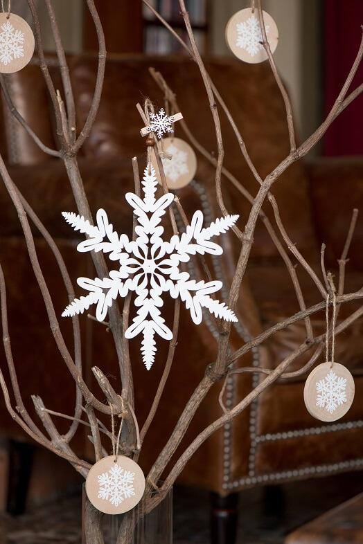 Decoration interieur de maison suspension blanche flocon de noel
