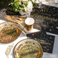 Decoration joyeux anniversaire noir et or metallique avec serviette de table