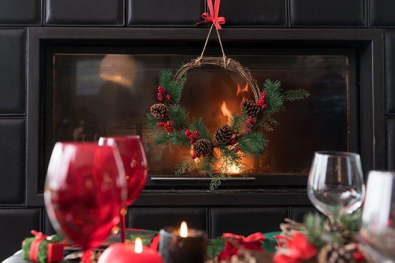 Decoration noel avec couronne en bois