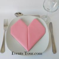 Decoration pliage de serviette mariage coeur rose