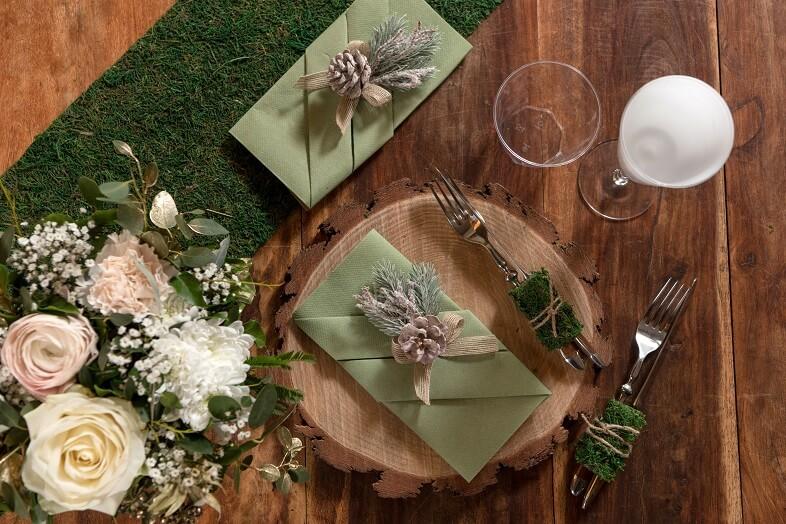 Decoration pliage de serviette noel champetre vert olive sauge