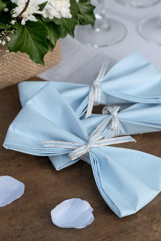 Decoration serviette de table airlaid bleu ciel