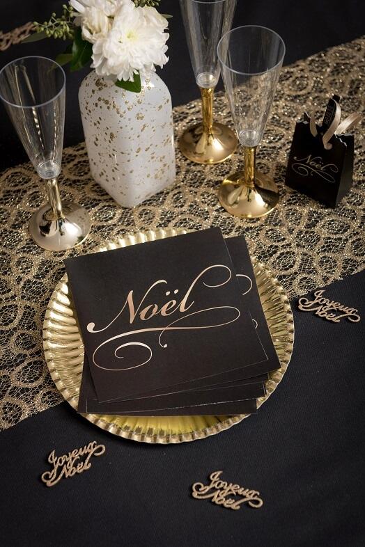 Decroation metallique noel dore