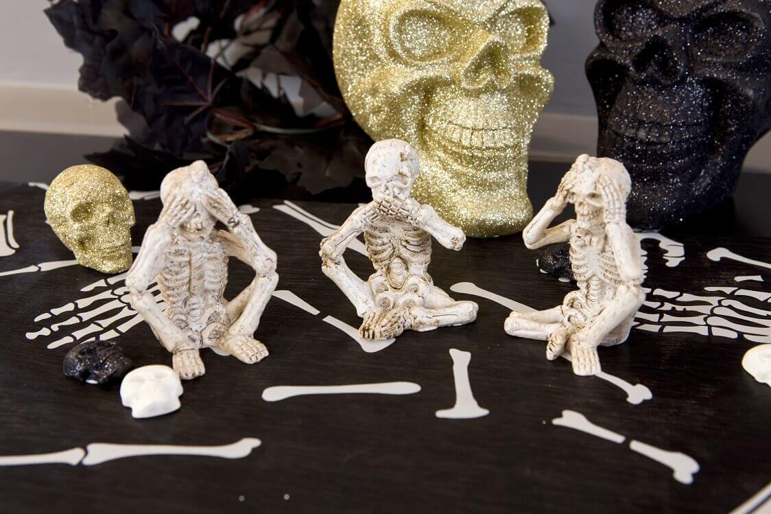 Dek0570 decoration fete halloween squelette resine