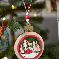 Dek0636 suspension decorative village de noel en bois rouge et naturel