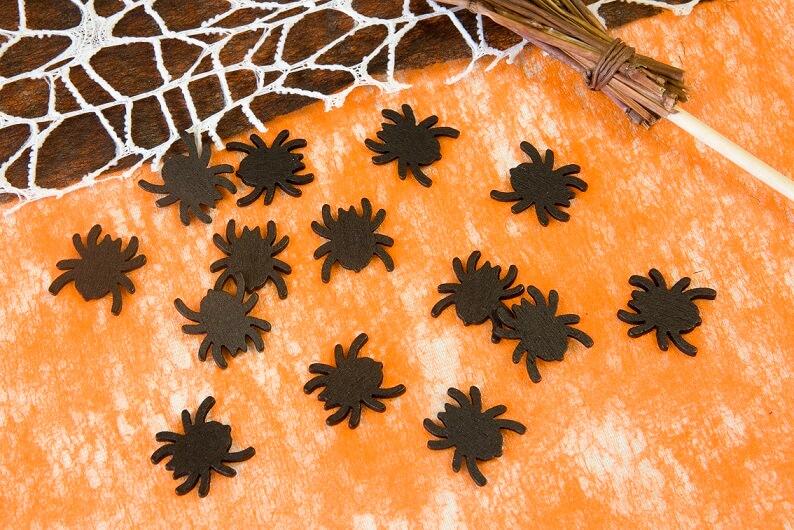 Dek0663 decoration de table halloween araignee noire en bois