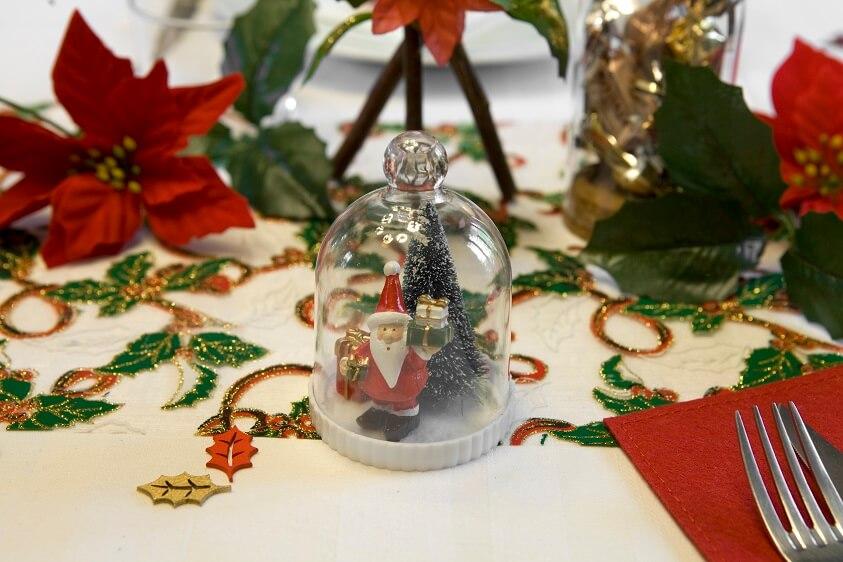 Dek0810 decorations cloche pere noel cadeaux sapin