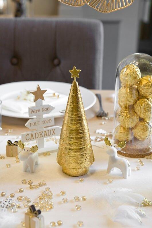 Confettis de table père noel : parsemez les