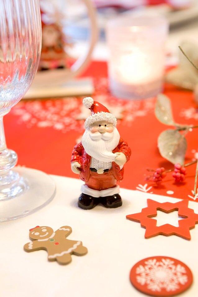Dek085 decoration figurine resine pere noel