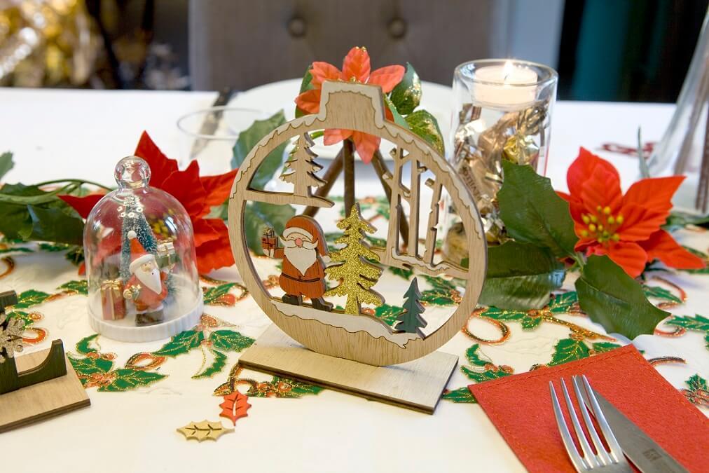 Dek0873 boule pere noel pour decoration de table