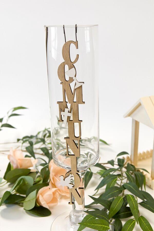 Dek0954 suspension decoration lettre communion en bois