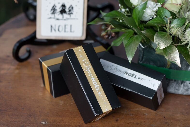 Emballage cadeaux de noel or