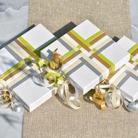 Emballage de cadeaux blanc