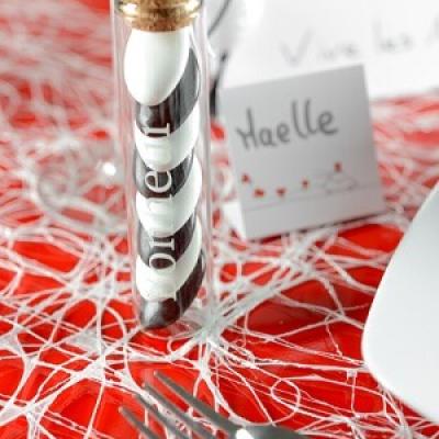 Eprouvette en verre bonheur 5