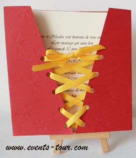Faire part mariage corset rouge