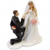 Figurine gateau de mariage couple de maries cage d amour