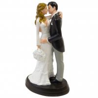Figurine mariage couple de maries s embrassant tendrement