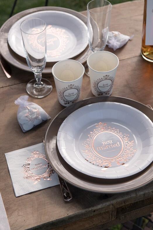 Gobelet mariage just married blanc et rose gold metallise